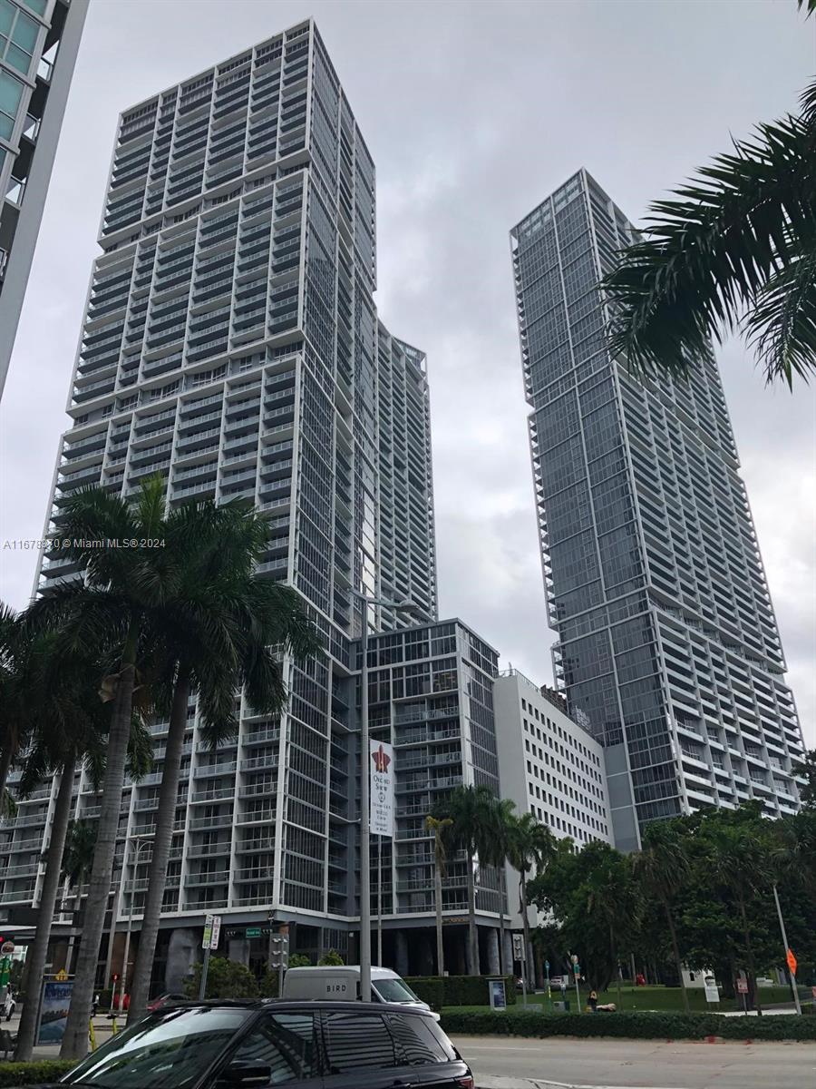 495 Brickell Ave # 2704, Miami FL 33131