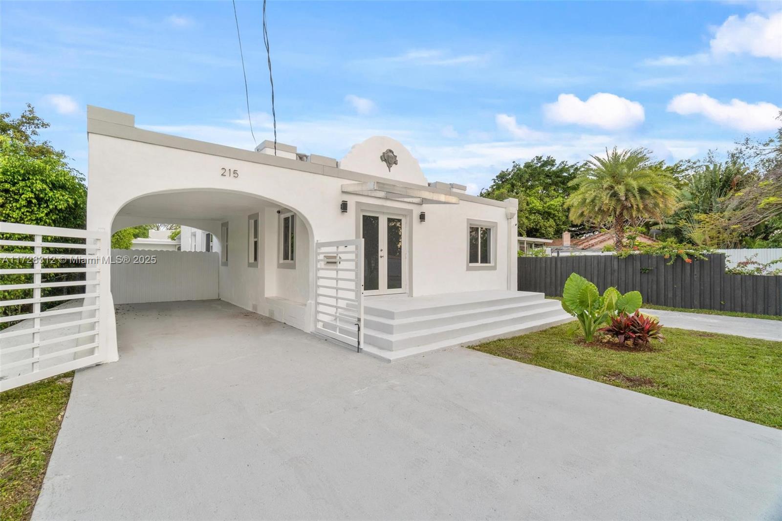 215 SW 32nd Ct Rd, Miami FL 33135