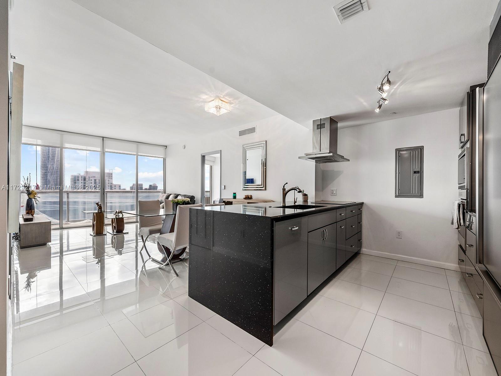495 Brickell Ave # 5203, Miami FL 33131