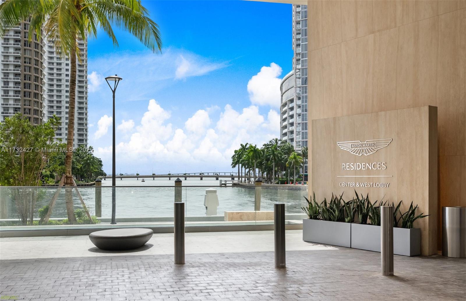 300 Biscayne Blvd Way # 3909w, Miami FL 33131
