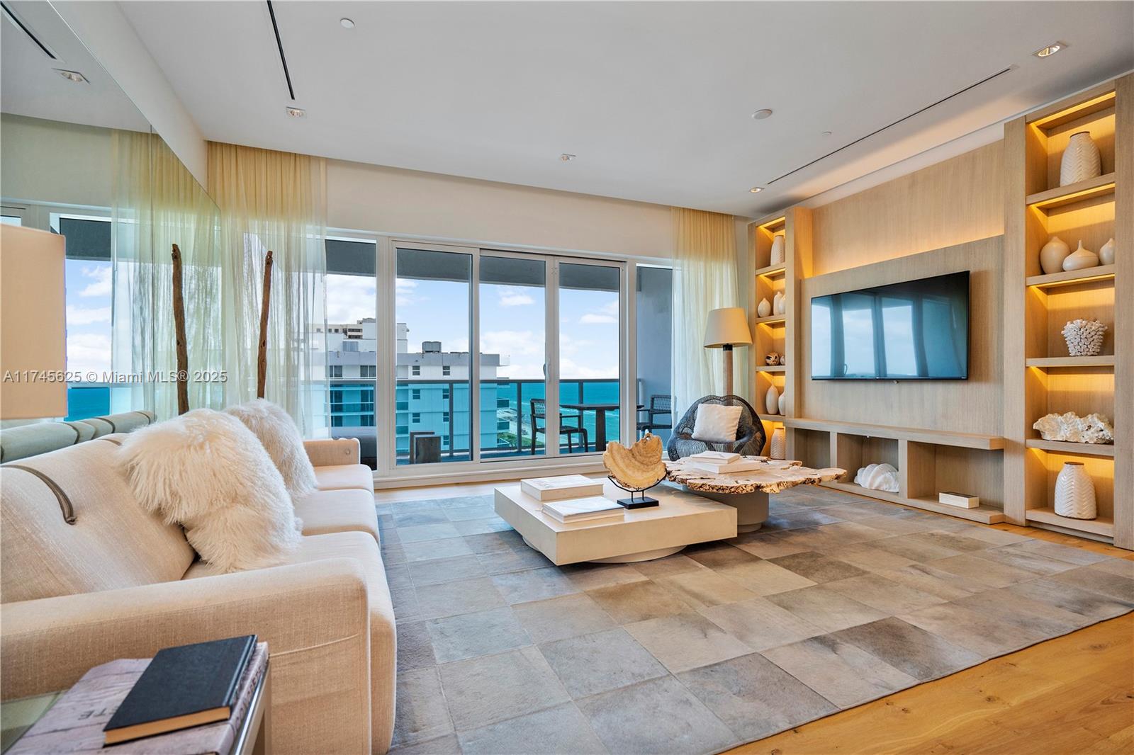 102 24th St # 1607, Miami Beach FL 33139