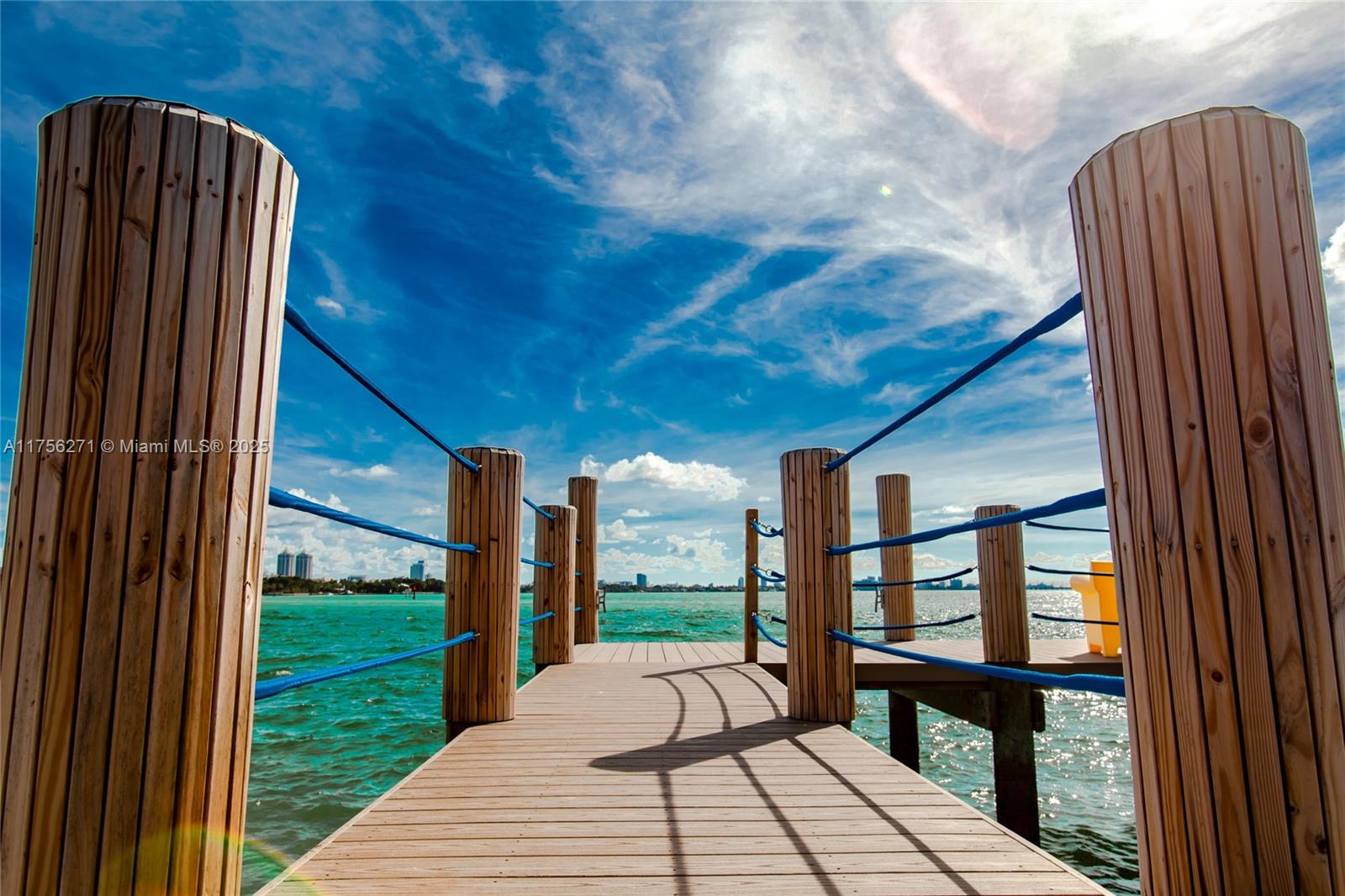 1750 Bay Dr, Miami Beach FL 33141