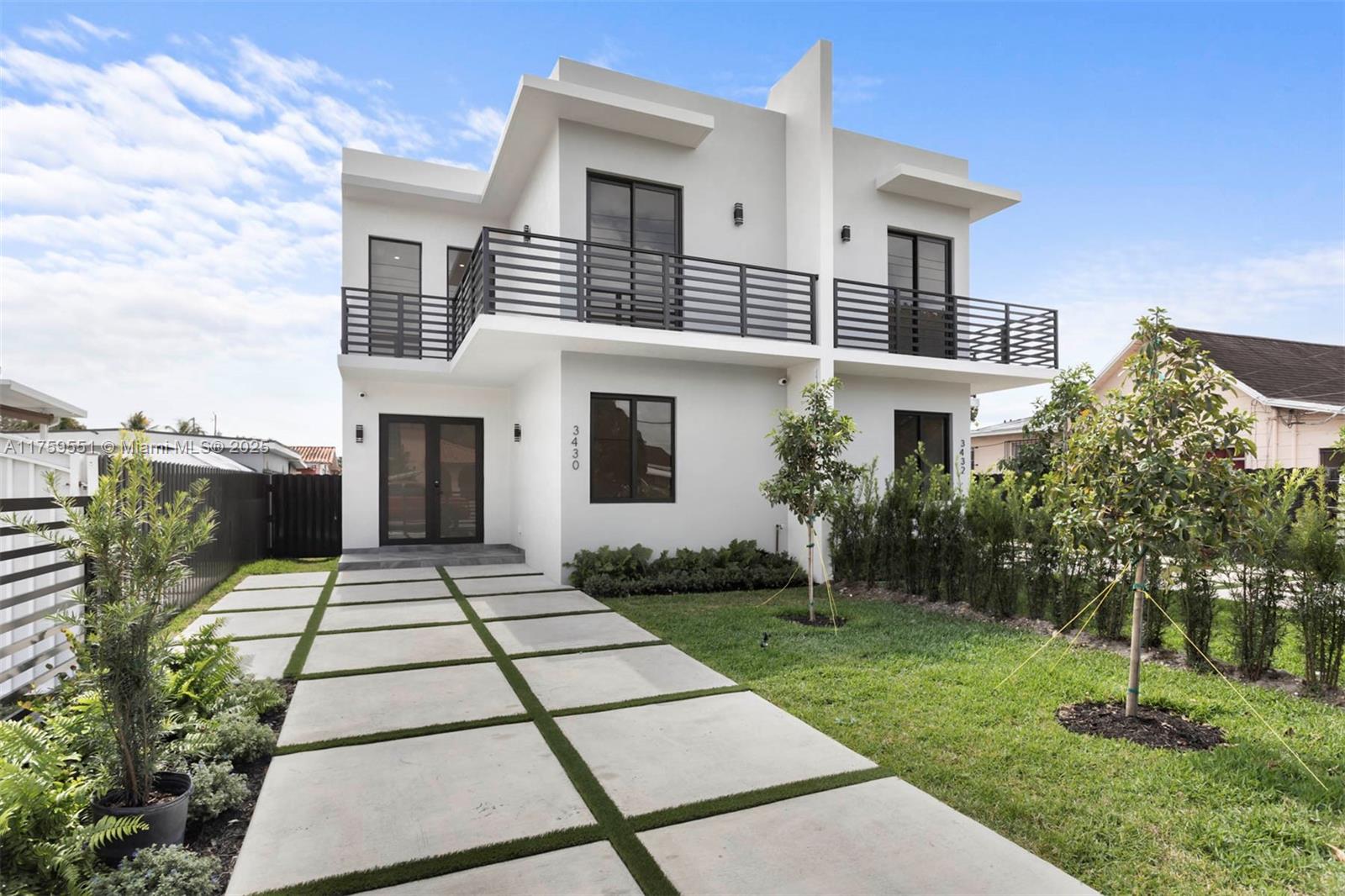 3432 SW 2th st, Miami FL 33135