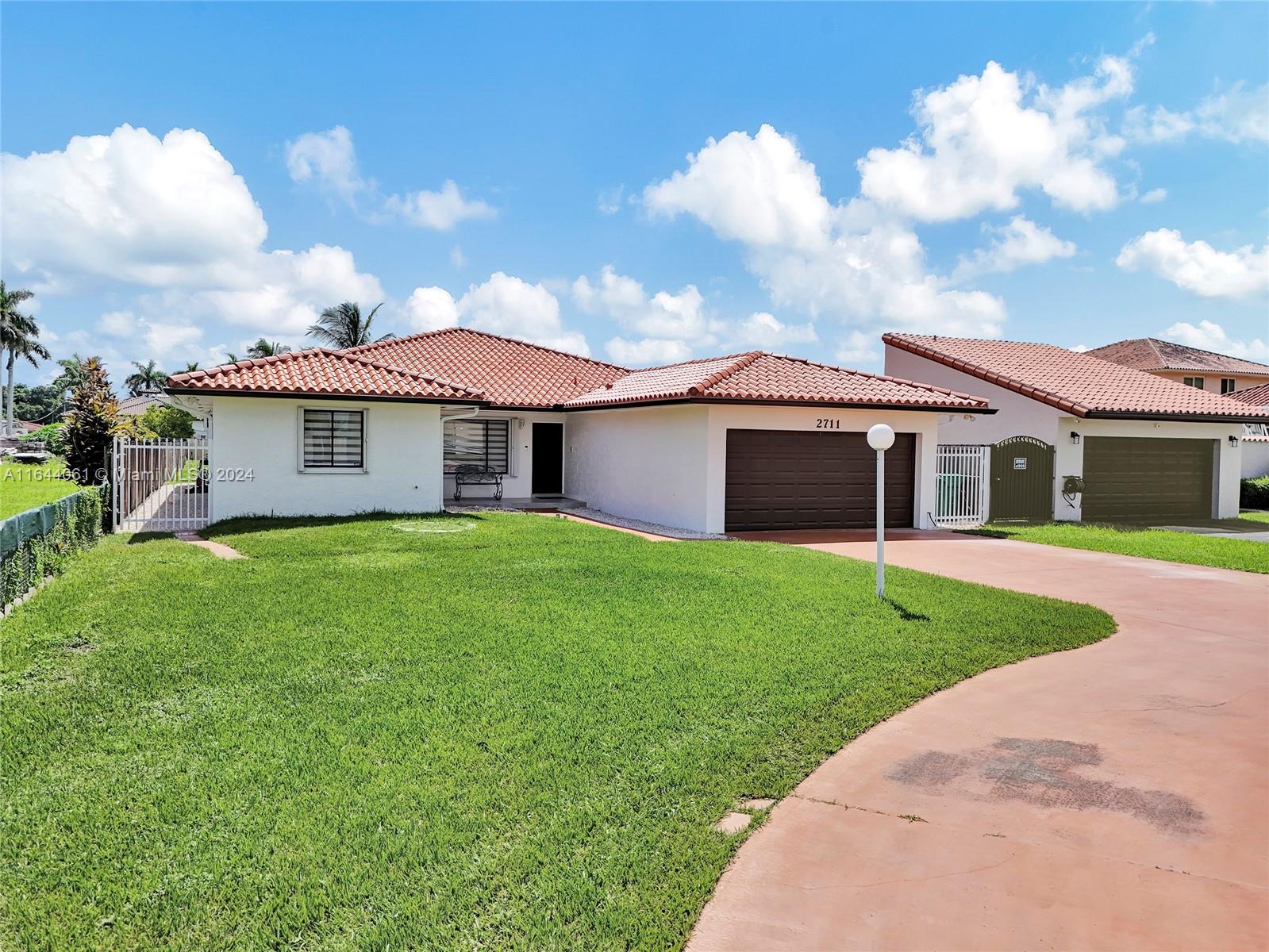 2711 SW 117 Ave, Miami FL 33175