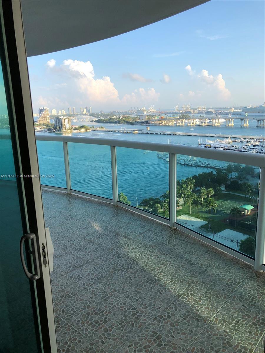 1800 N Bayshore Dr # 1901, Miami FL 33132