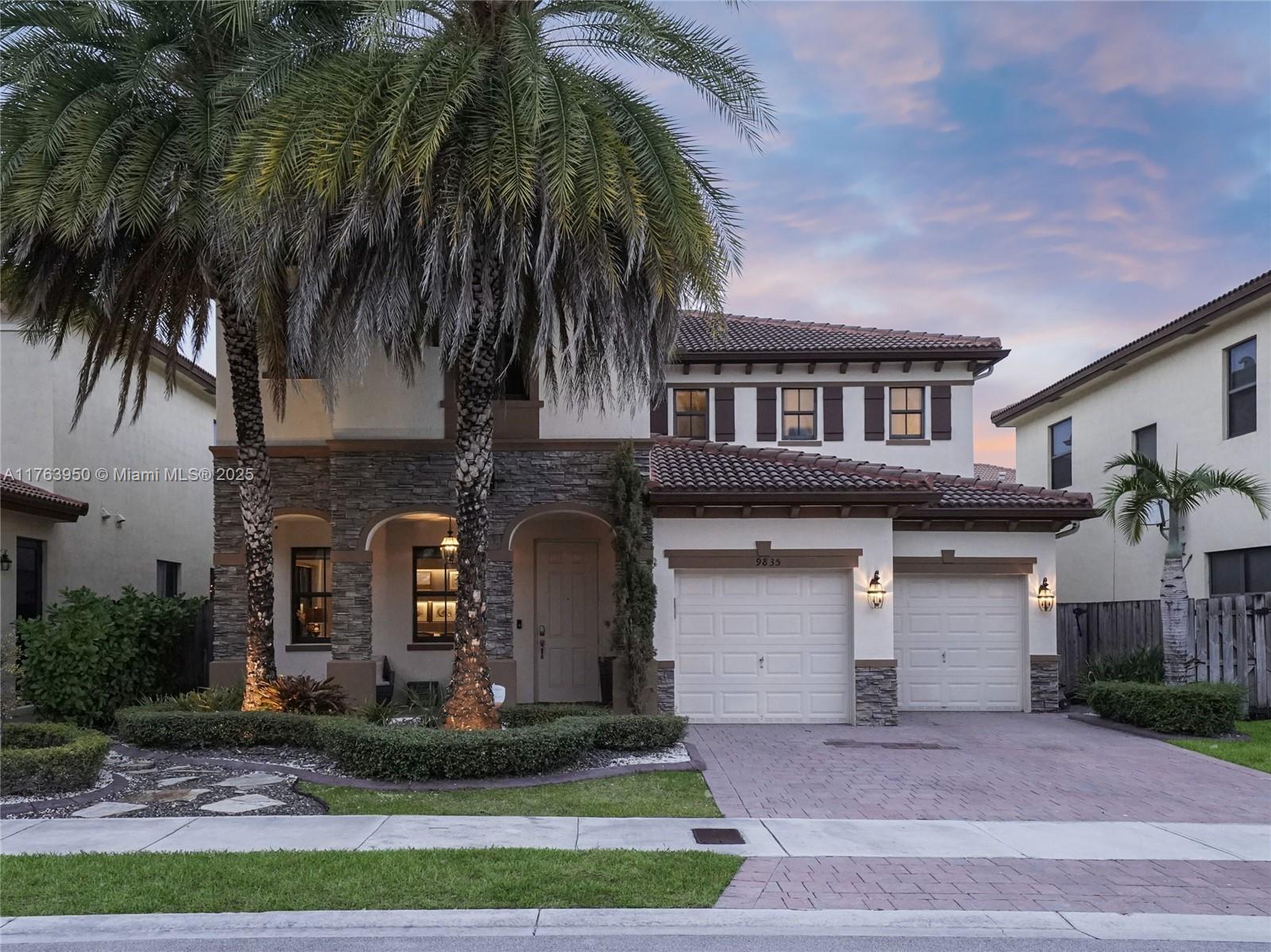 9835 NW 86th Ter, Doral FL 33178