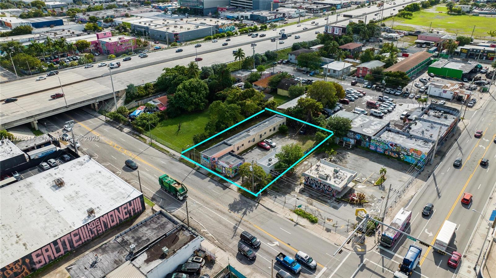 660,662,664 NW 29th St, Miami FL 33127