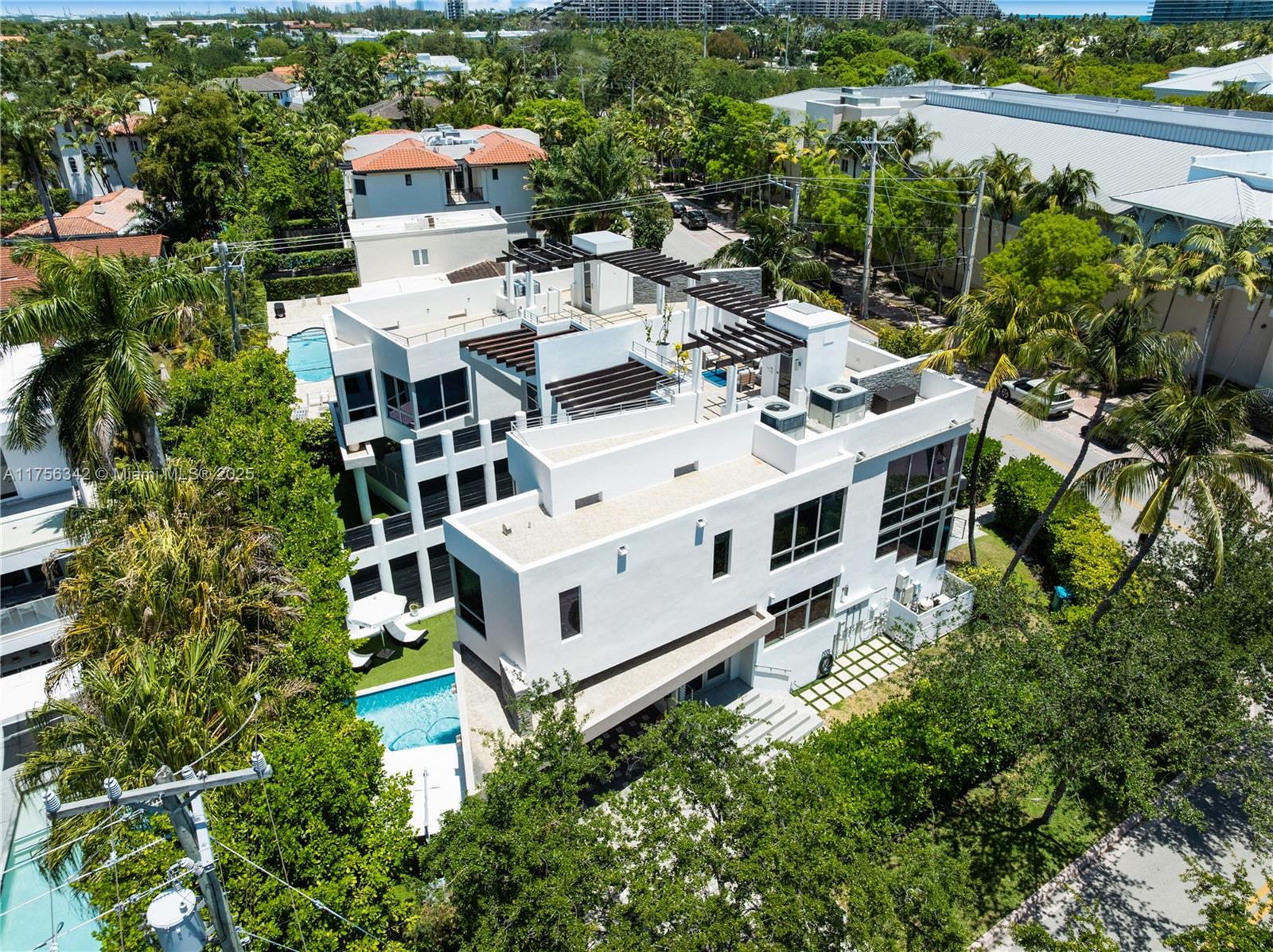 548 Fernwood Rd # 548, Key Biscayne FL 33149