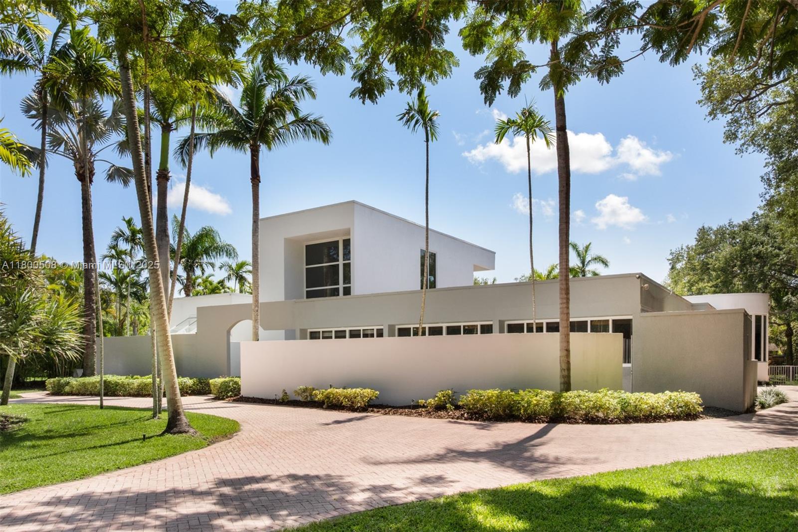 9500 SW 60th Ct, Pinecrest FL 33156