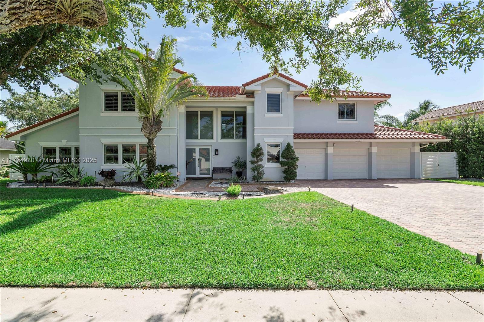 20230 NW 7th St, Pembroke Pines FL 33029