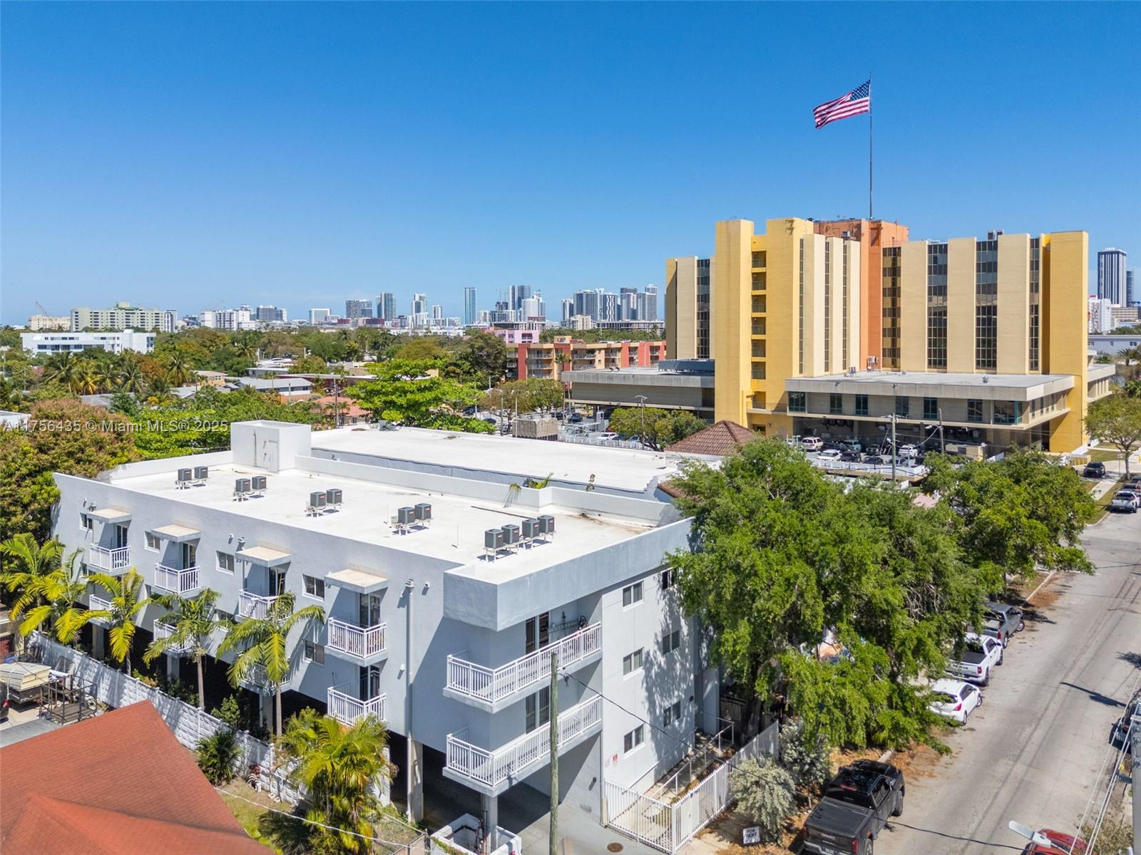 1029 NW 3rd St, Miami FL 33128