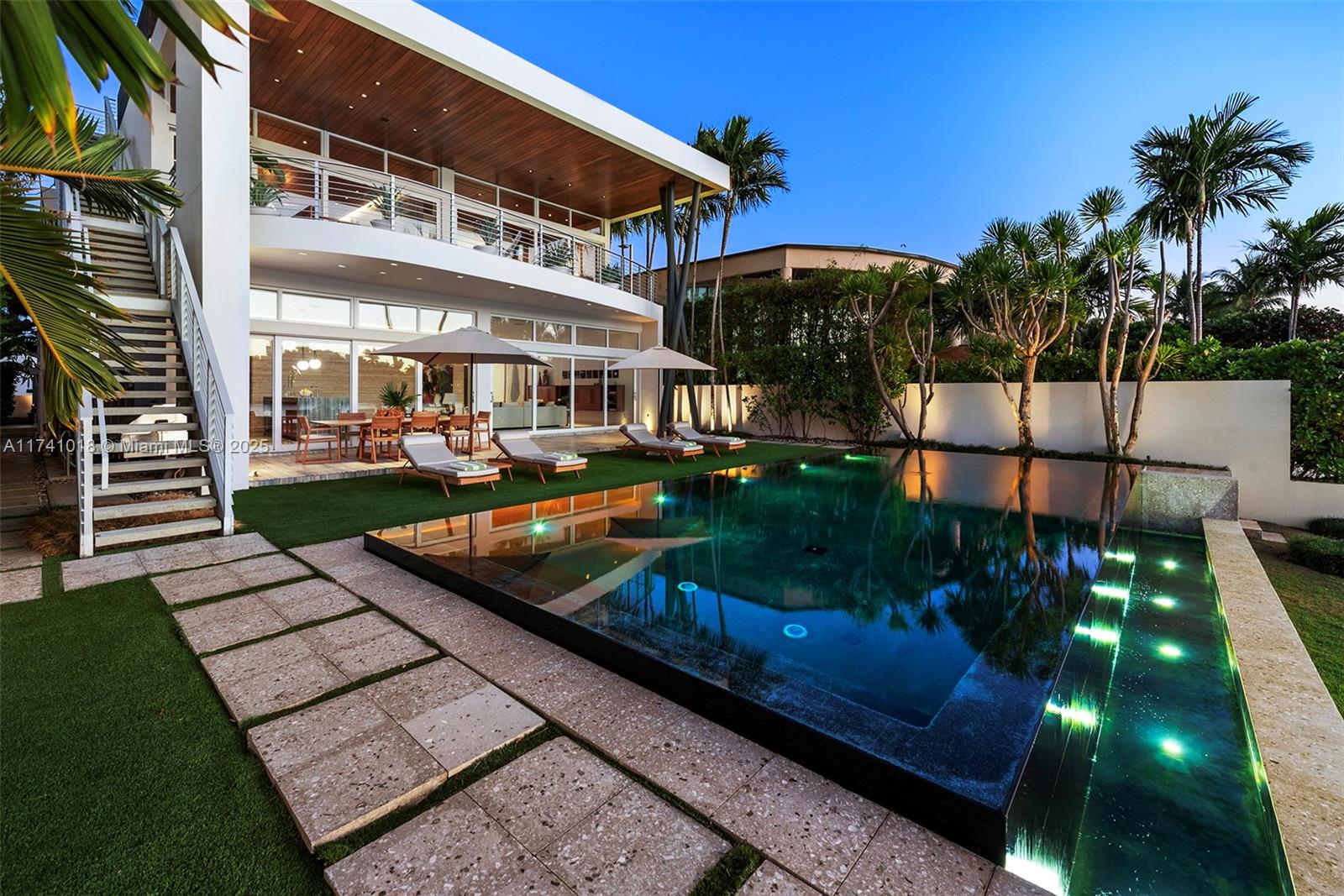 610 W Dilido Dr, Miami Beach FL 33139