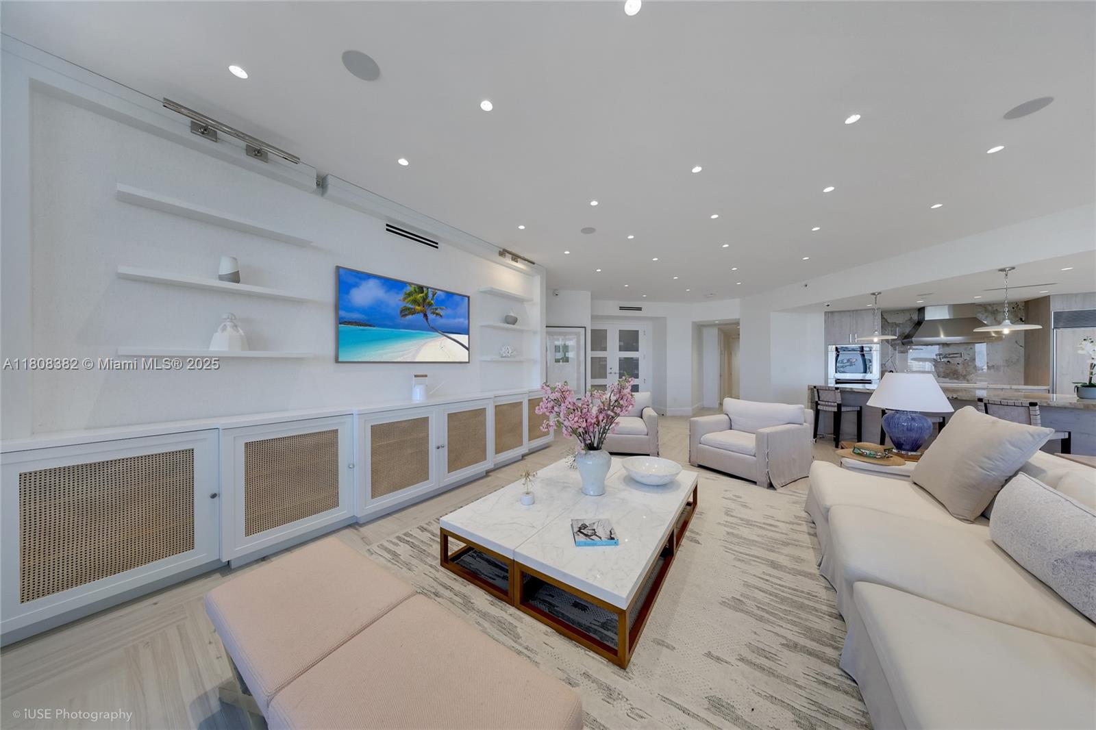 10225 Collins Ave, Bal Harbour FL 33154
