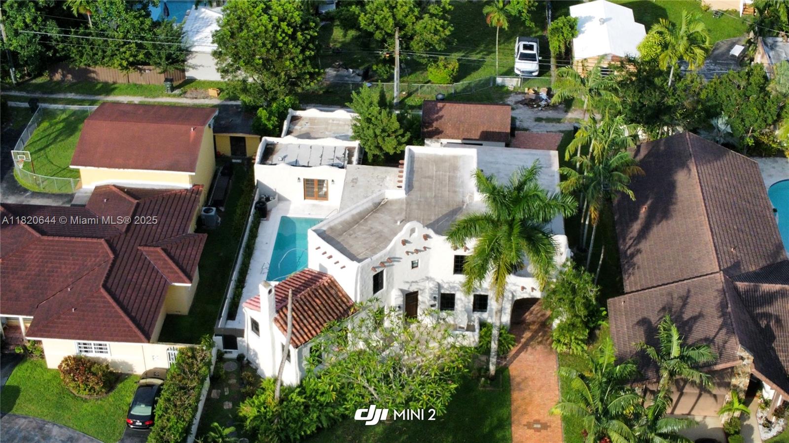 85 Deer Run, Miami Springs FL 33166