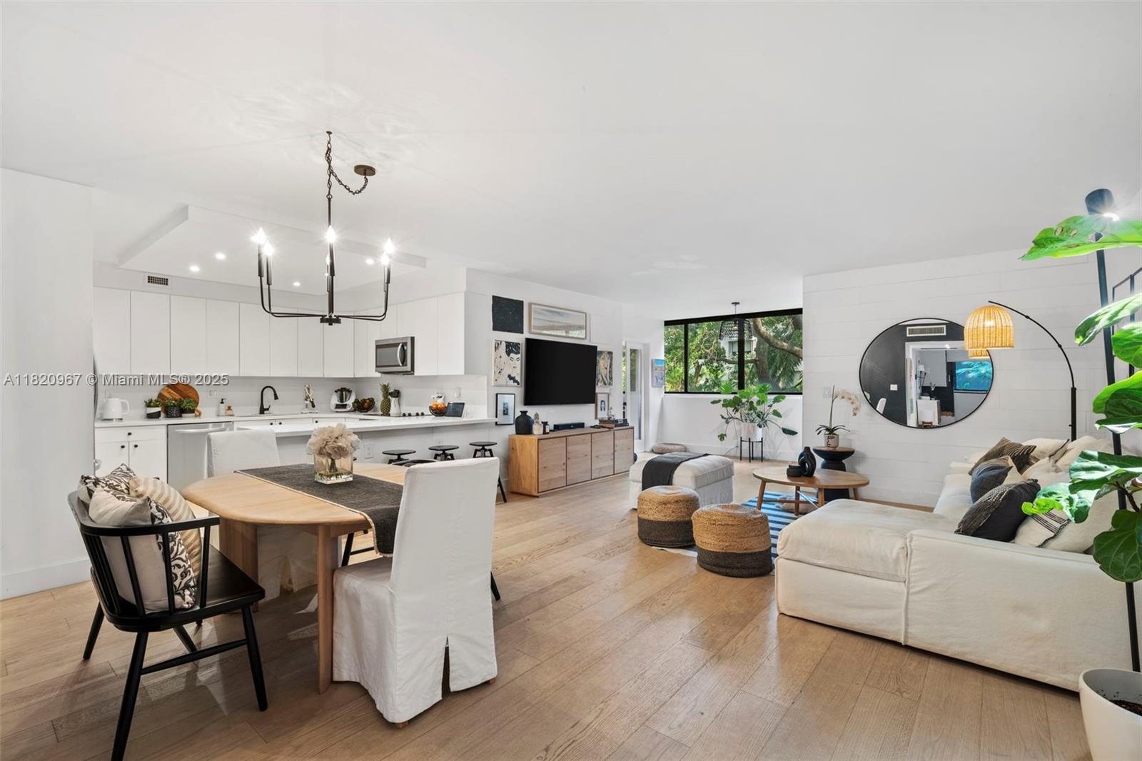 141 Crandon Blvd # 237, Key Biscayne FL 33149
