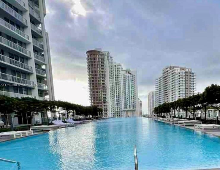 475 Brickell Ave # 4107, Miami FL 33131