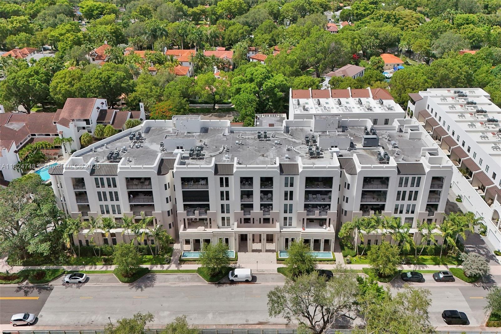 718 Valencia Ave # 204, Coral Gables FL 33134