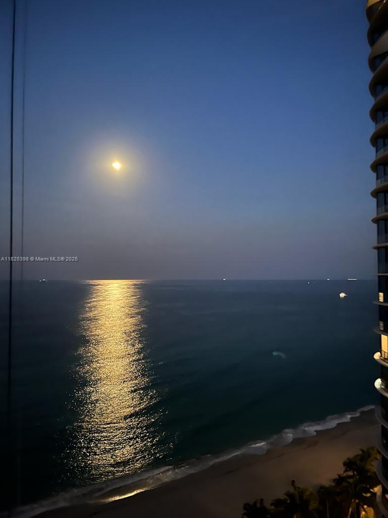 15811 Collins Ave # 1502, Sunny Isles Beach FL 33160