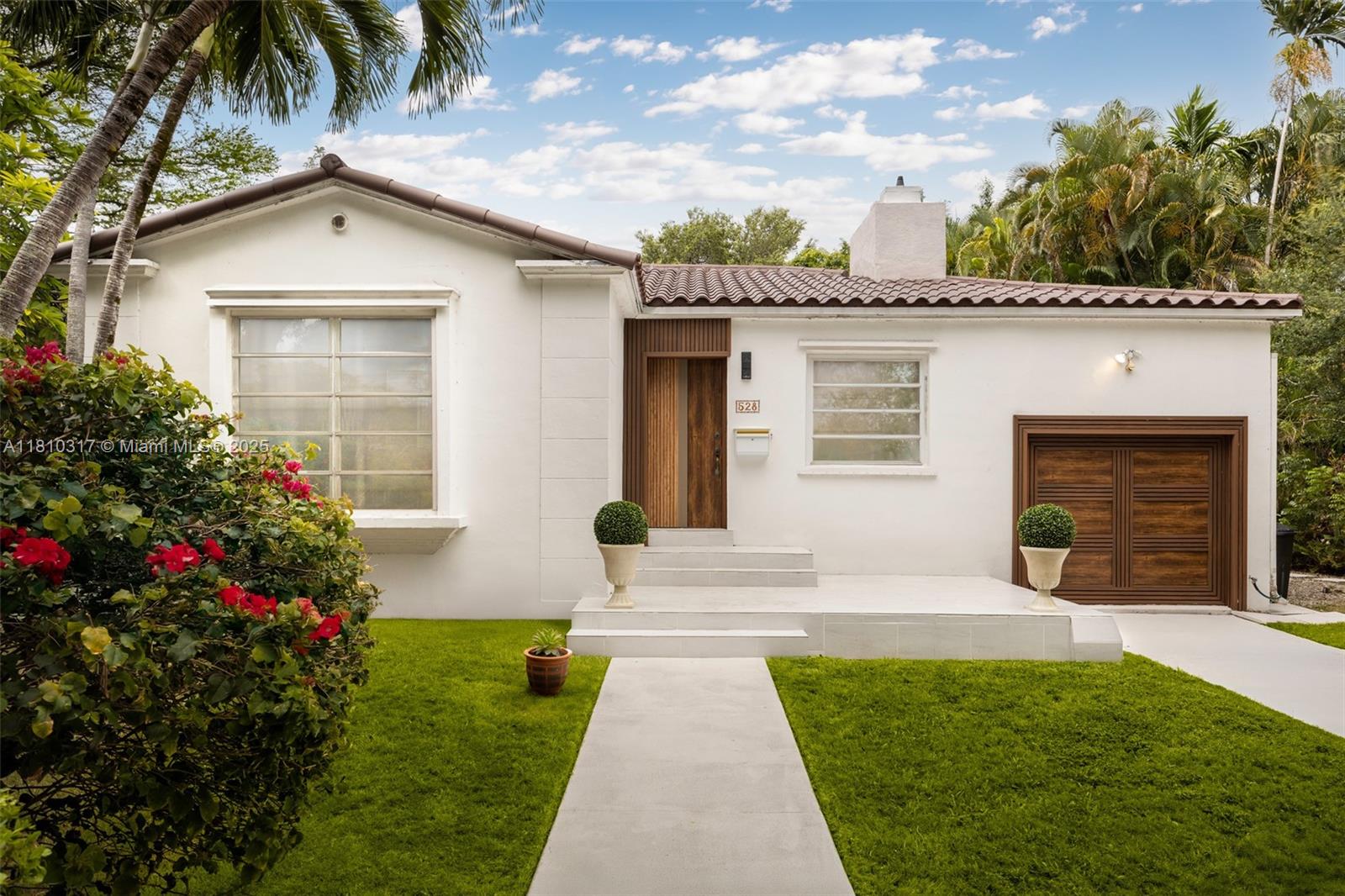 528 Sevilla Ave, Coral Gables FL 33134