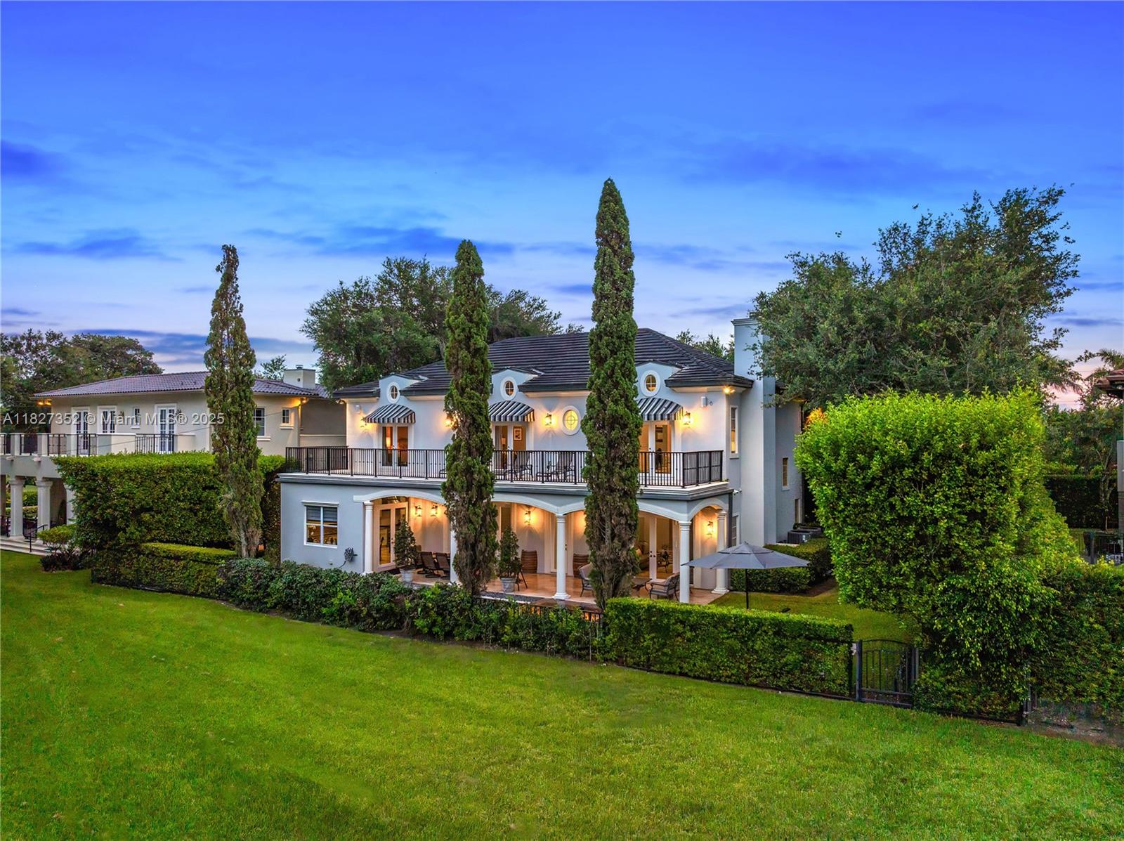 1171 Tiara Ct, Coral Gables FL 33134