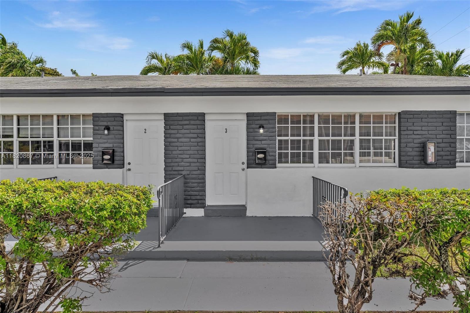 740 84th St, Miami Beach FL 33141