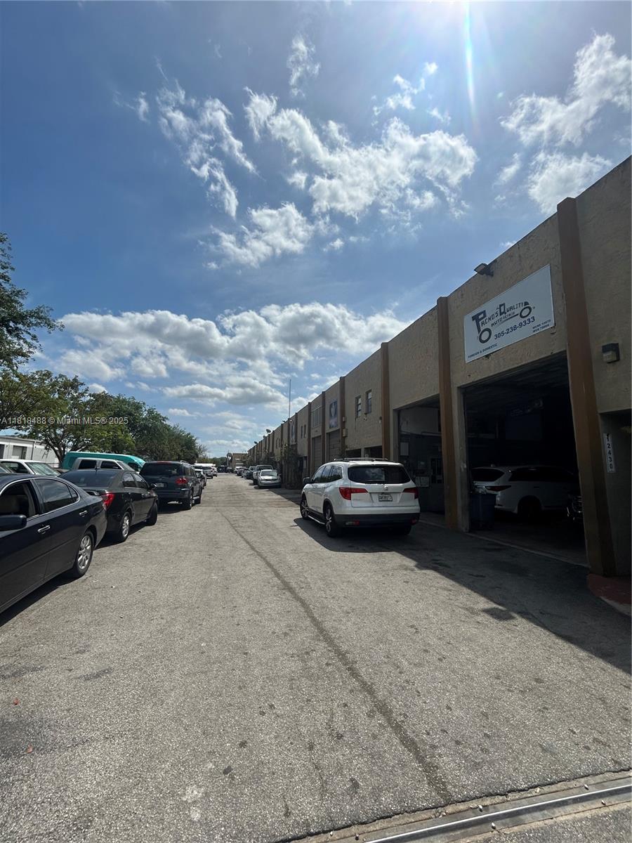 12434 SW 128th St # 3, Miami FL 33186