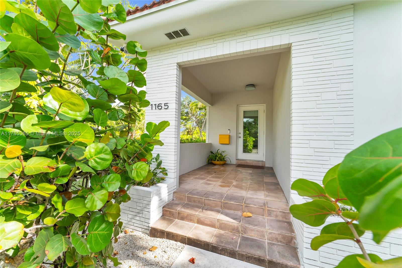 1165 NE 105th St, Miami Shores FL 33138