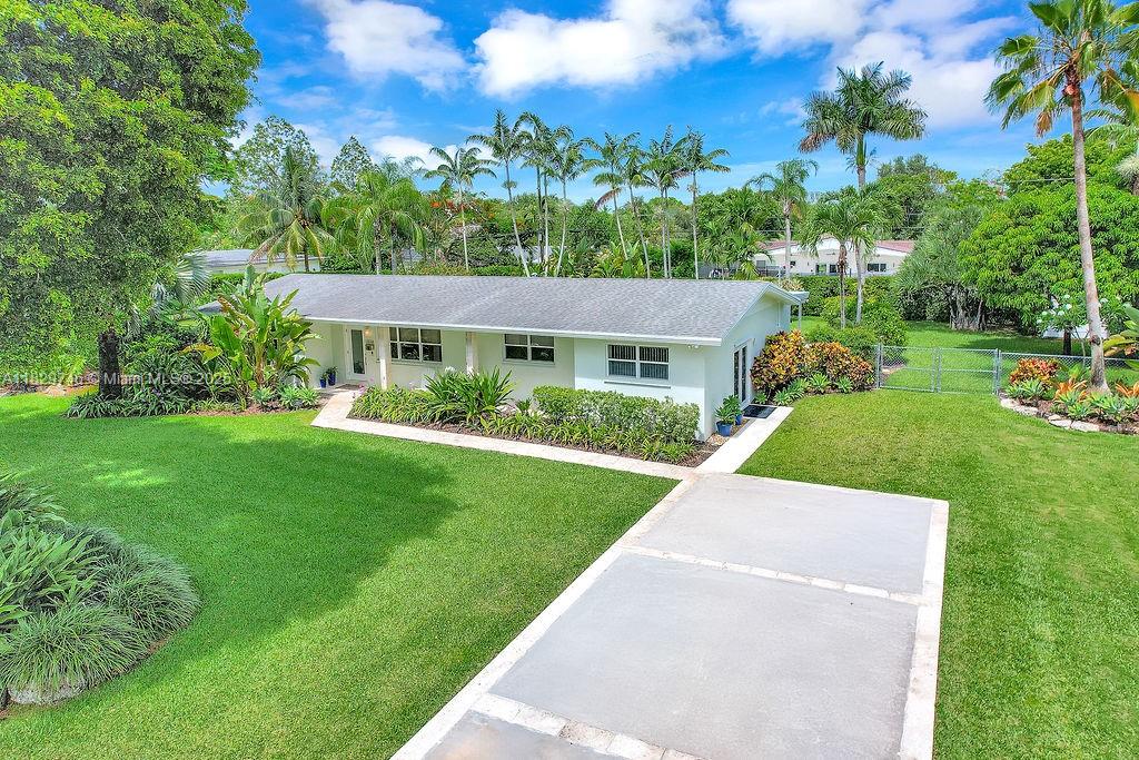 15730 SW 87th Ct, Palmetto Bay FL 33157