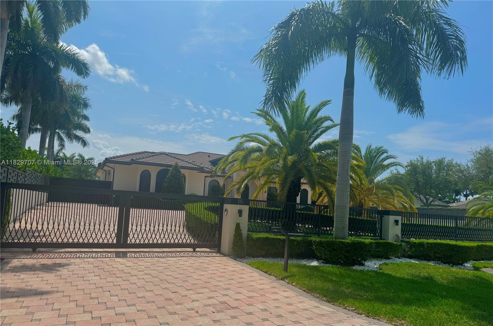 115 NW 128th Ave, Miami FL 33182