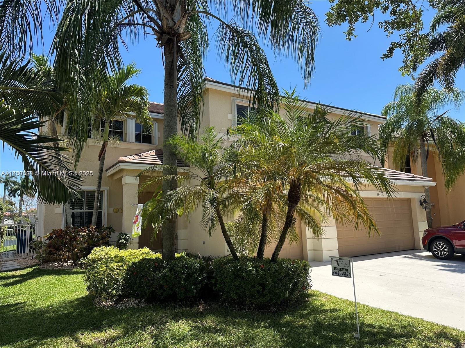 3844 Falcon Ridge Cir, Weston FL 33331
