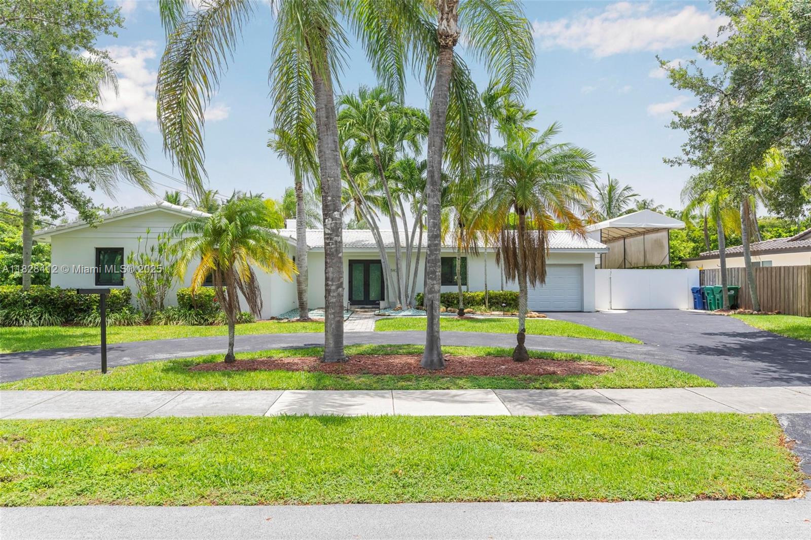 15920 SW 85th Ave, Palmetto Bay FL 33157