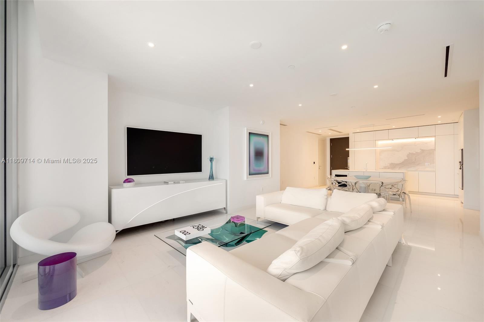 300 Biscayne Blvd Way # 5205W, Miami FL 33131
