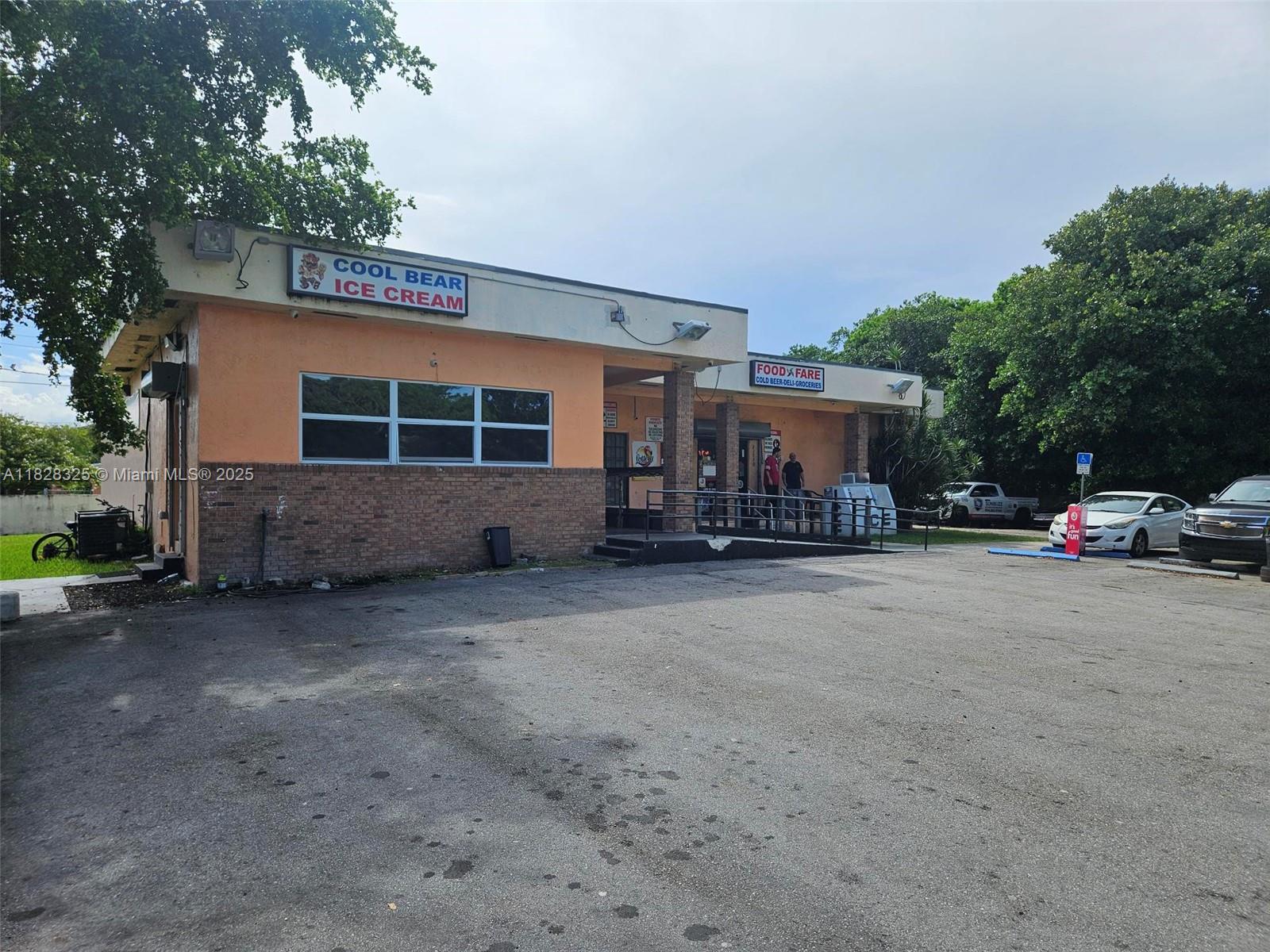 21510 SW 109th Ave, Cutler Bay FL 33189