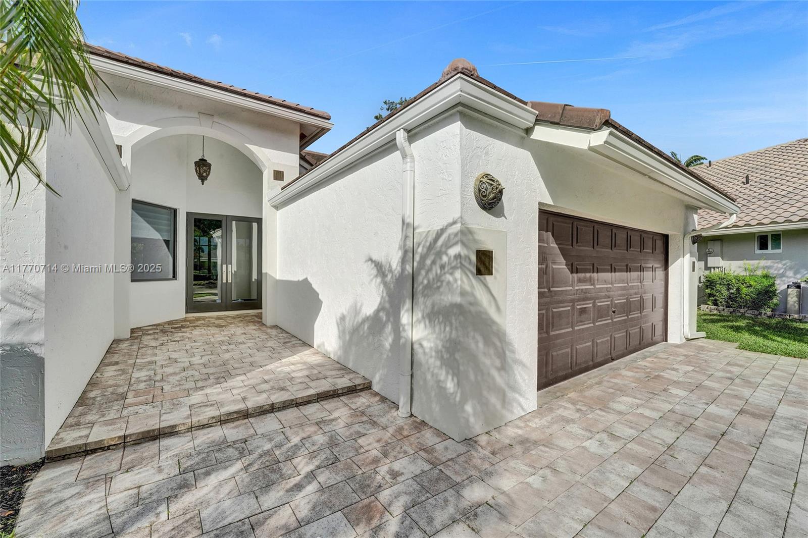 2649 Nelson Ct, Weston FL 33332