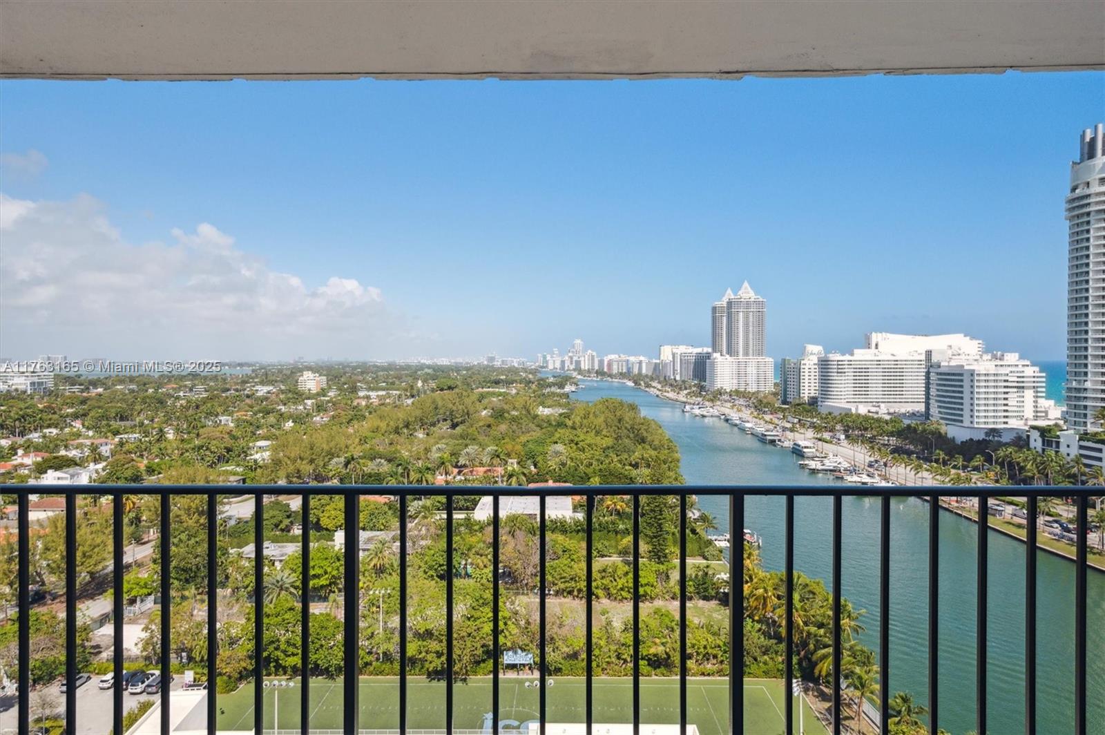 4101 Pine Tree Dr # 1812, Miami Beach FL 33140