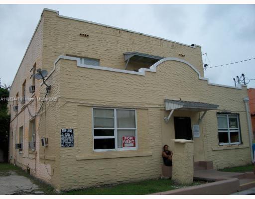 1619 SW 2nd St, Miami FL 33135