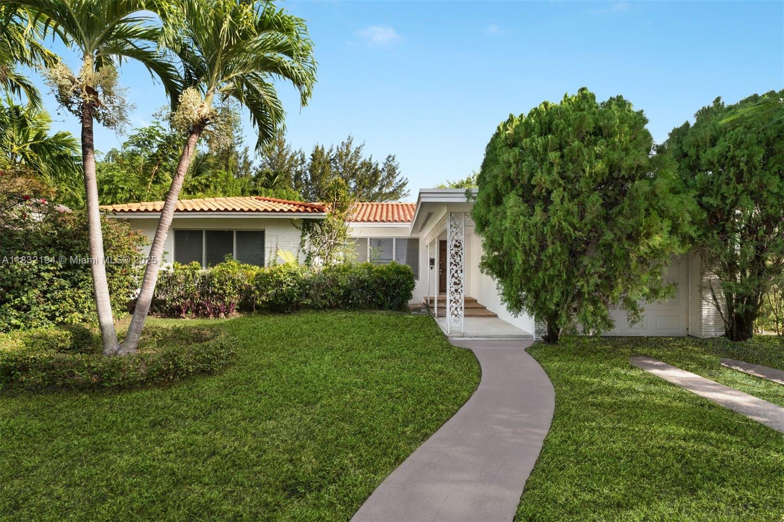 330 N Shore Dr, Miami Beach FL 33141
