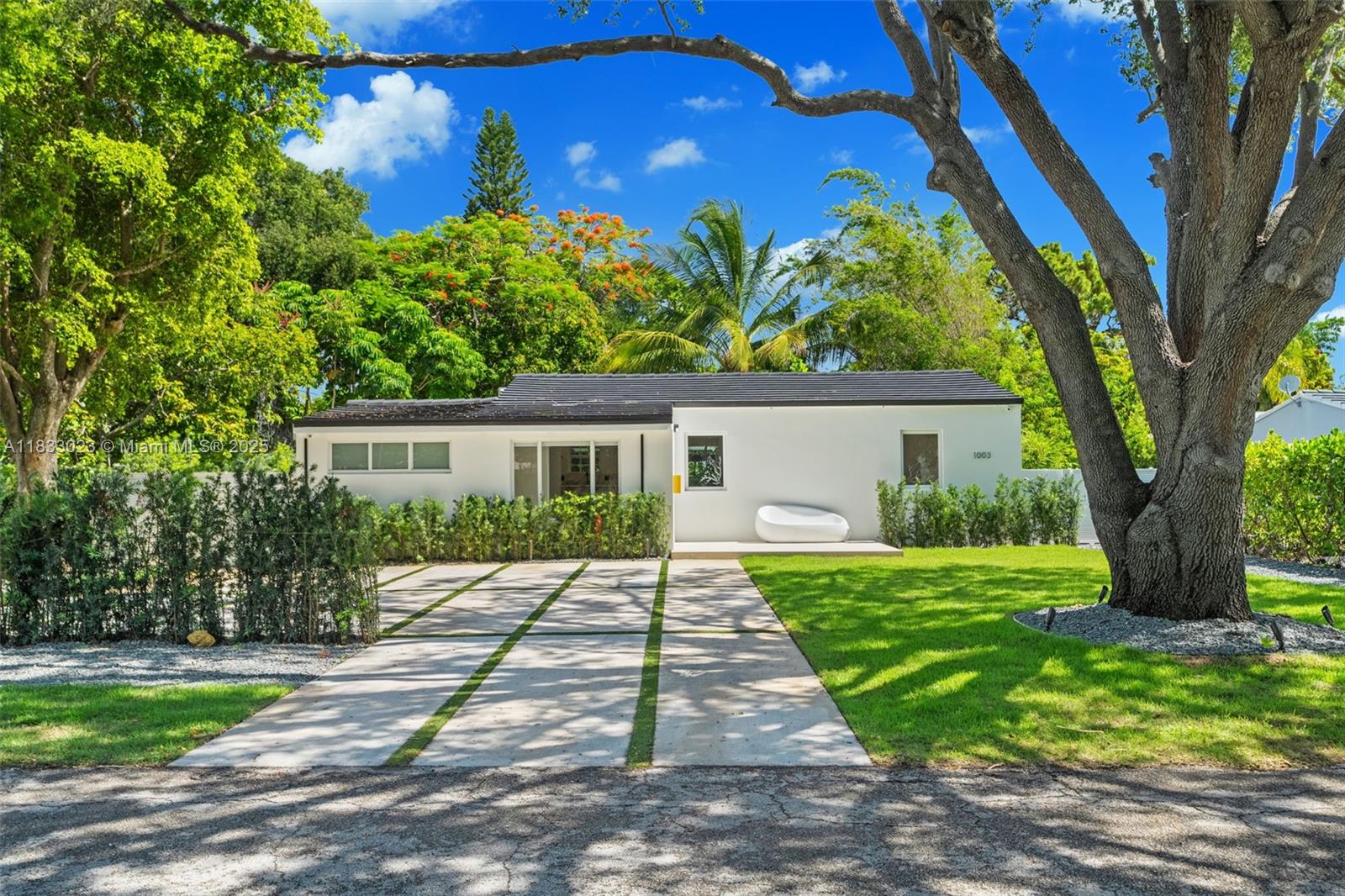 1003 NE 115 st, Biscayne Park FL 33161