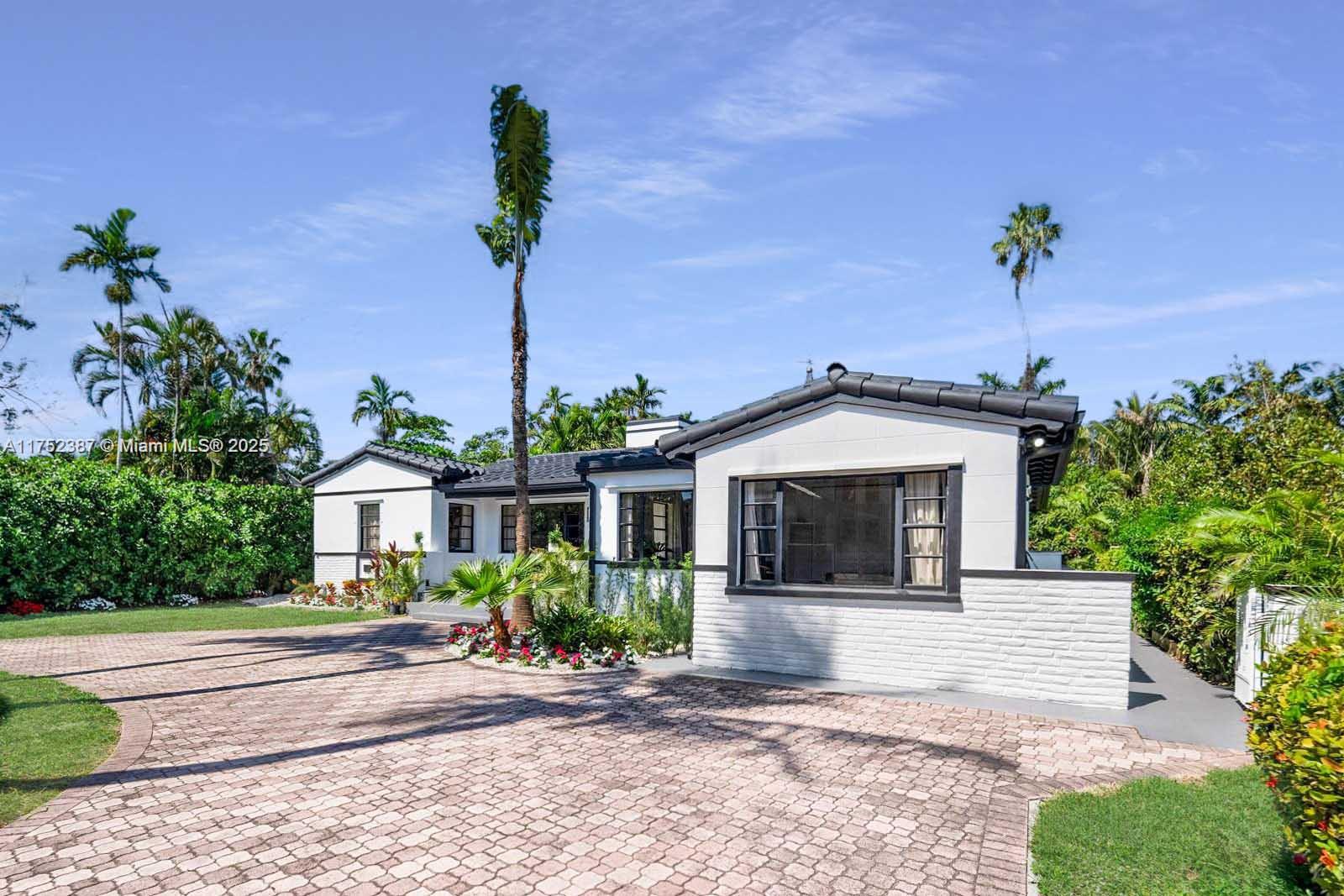 118 E 3rd Ct, Miami Beach FL 33139