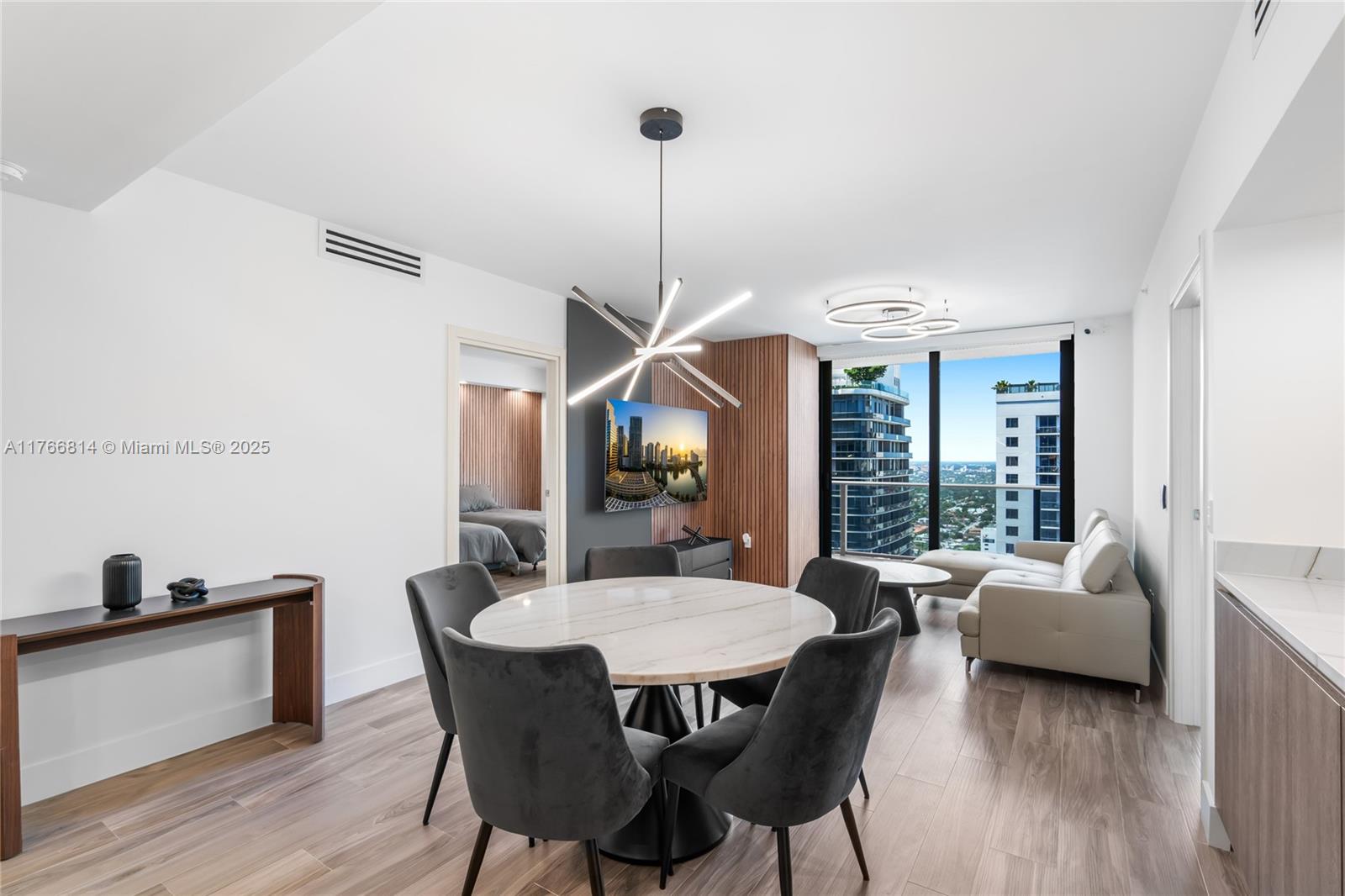 801 S Miami Ave # 4410, Miami FL 33130