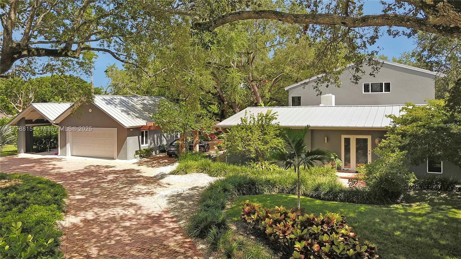 9737 SW 98th St, Miami FL 33176