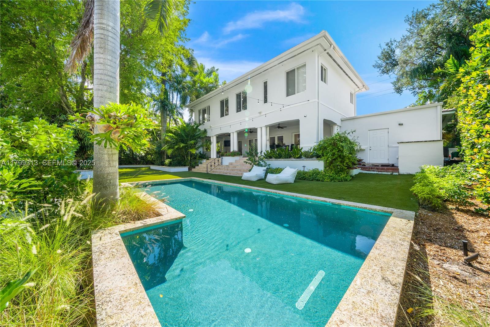 725 Vilabella Ave, Coral Gables FL 33146