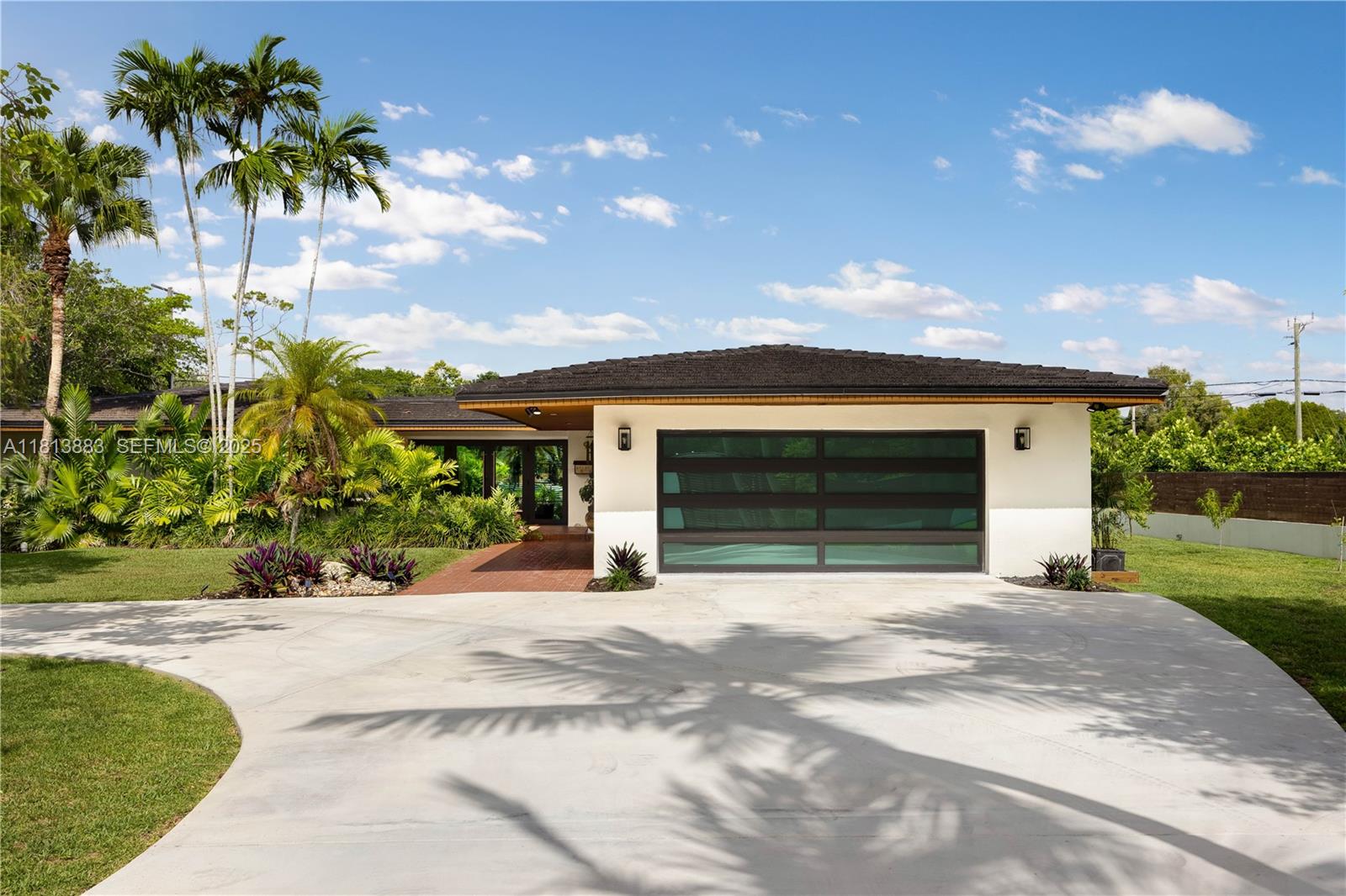 9670 SW 96th Ct, Miami FL 33176