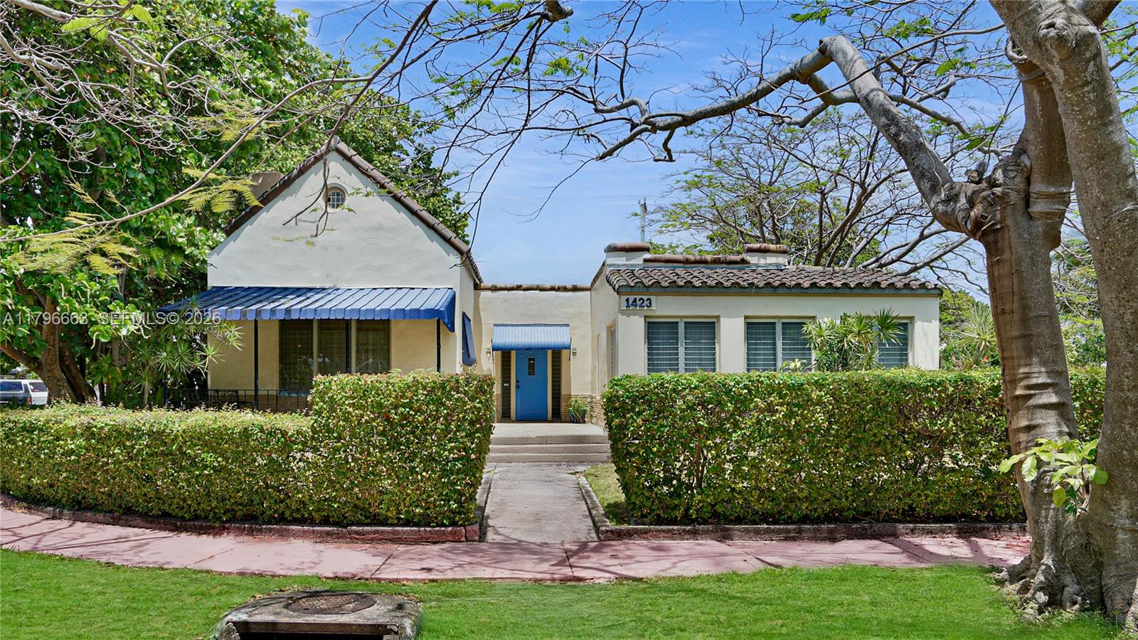 1423 Biarritz Dr, Miami Beach FL 33141