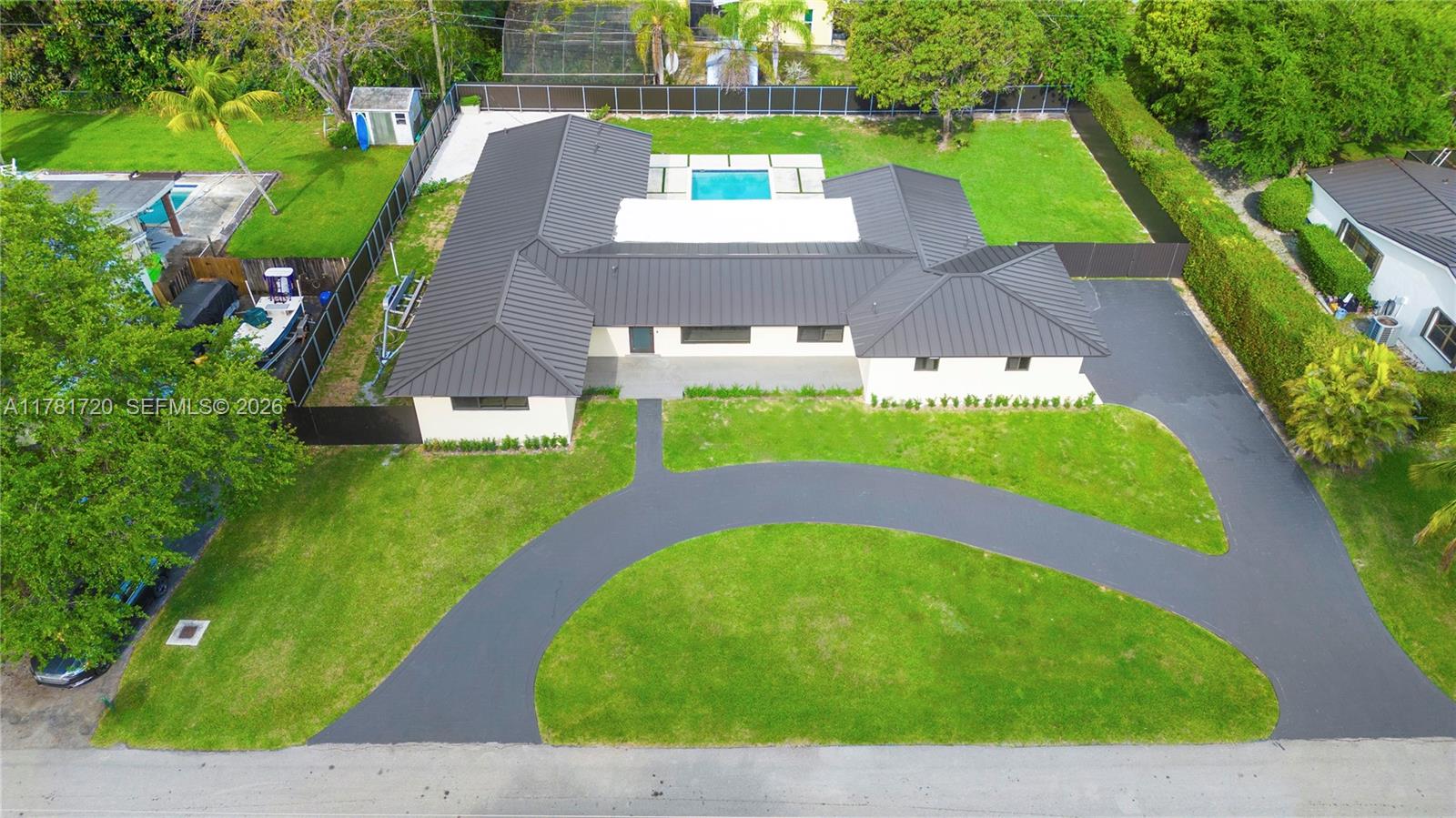 17020 SW 87th Ct, Palmetto Bay FL 33157