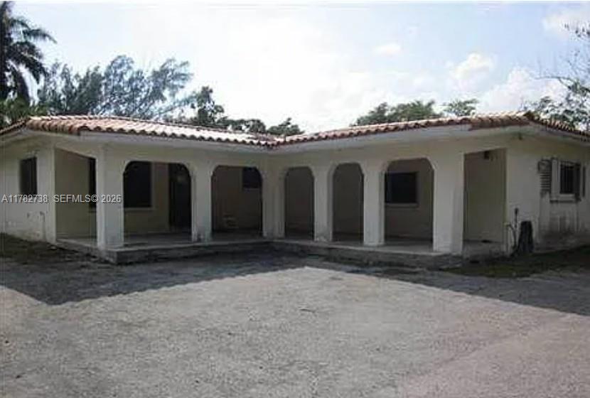 1860 NW 107th St, Miami FL 33167