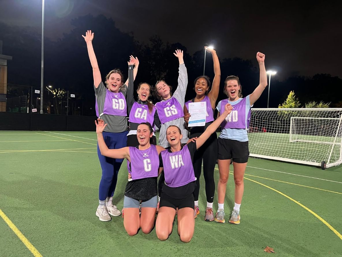 Womens netball team celebrating a win at Playnetball London Leagues