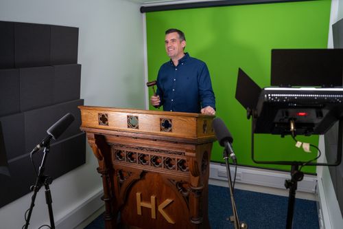 Live auctions are the place for value and profit