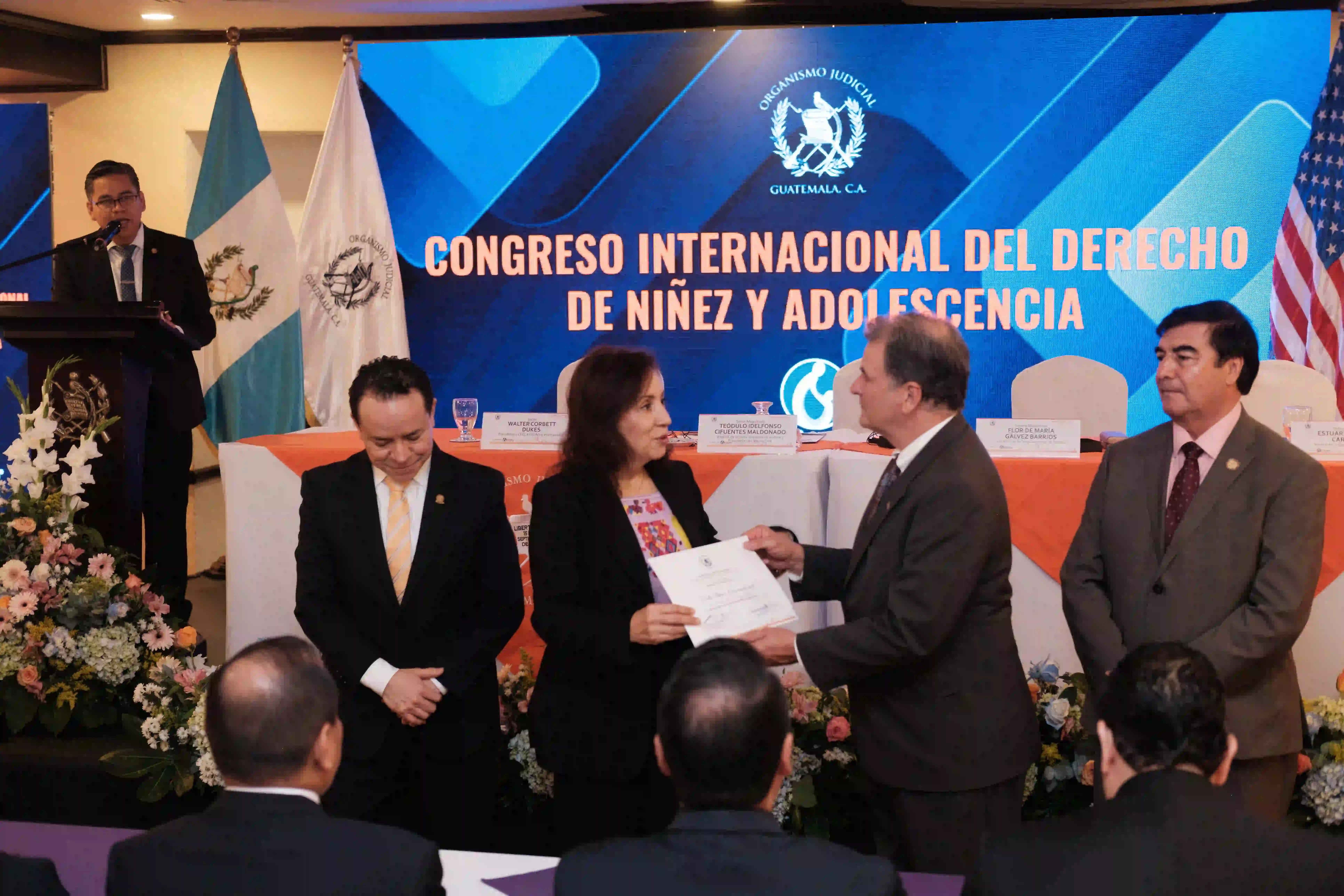 Corbey Dukes, Kids Alive CEO, receives a diploma from Guatemalan Justice System representatives.