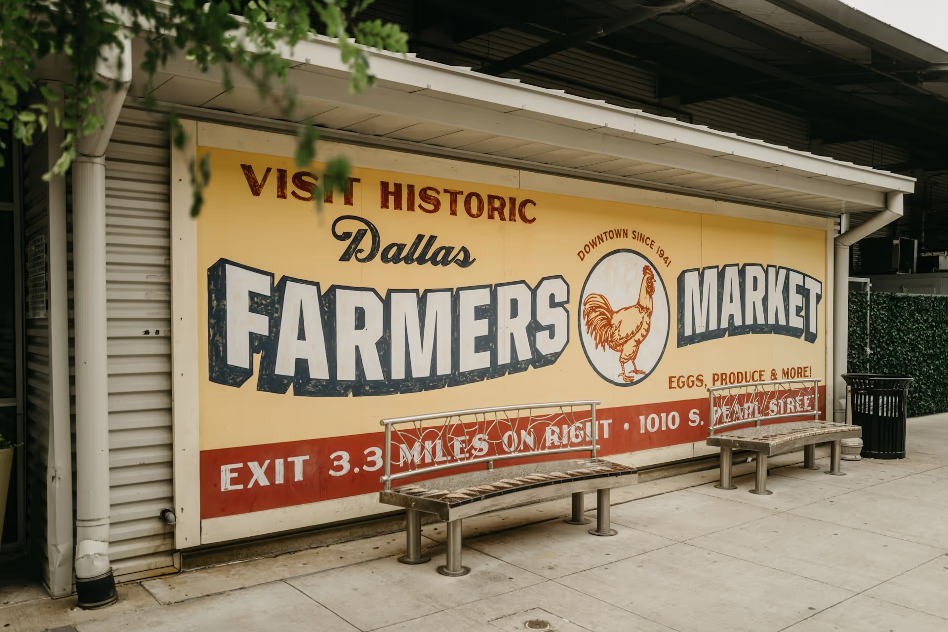 Dallas farmers market sign